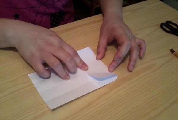 How to make a transforming cube out of paper with your own hands