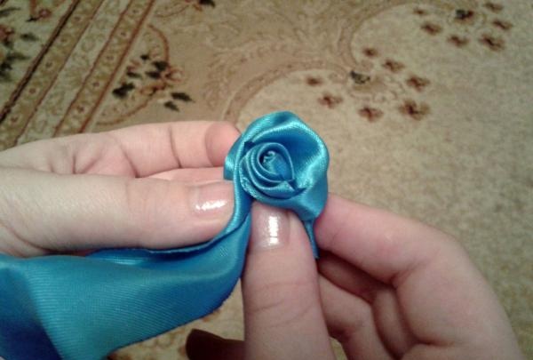 make a flower