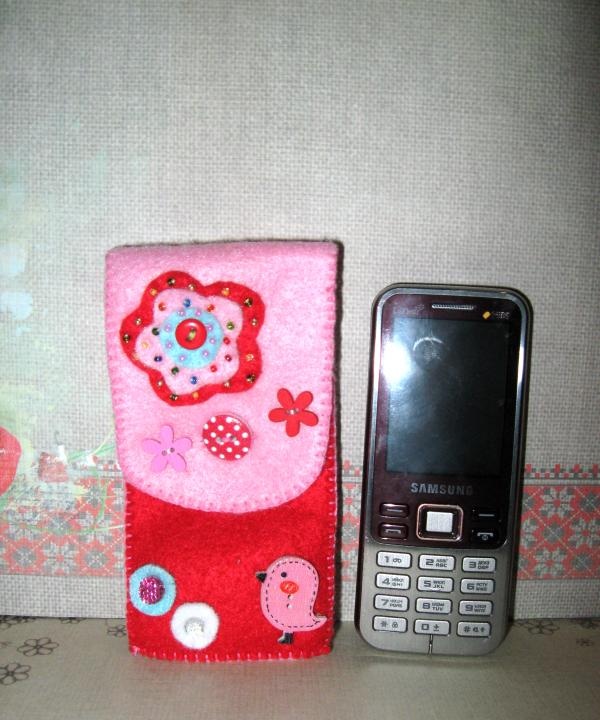 Felt mobile phone case