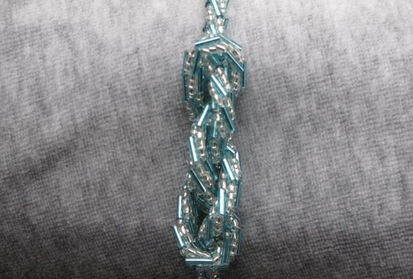 Bracelet based on a rope