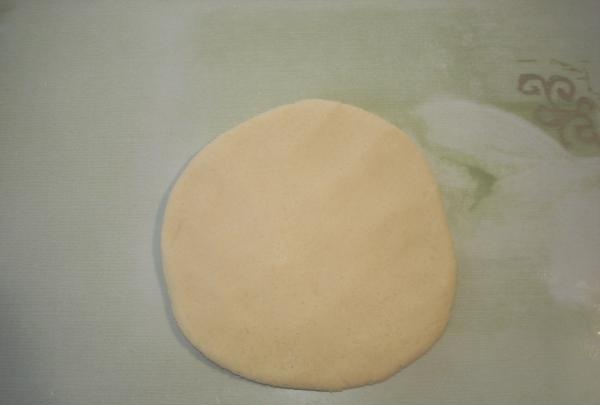 Roll out a piece of salt dough