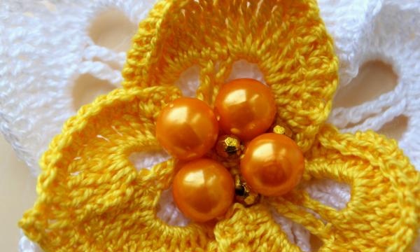 Crochet flowering cacti