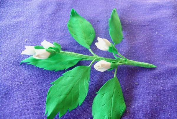 foamiran hairpin Jasmine