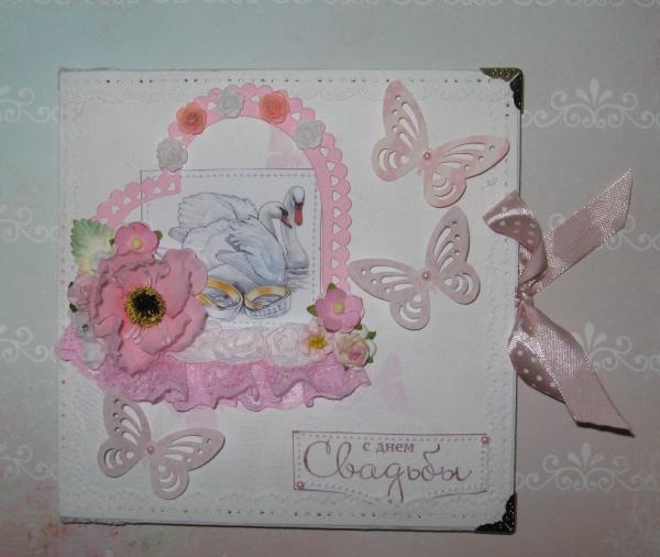 Box for wedding disc