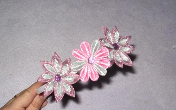 Handmade kanzashi headband