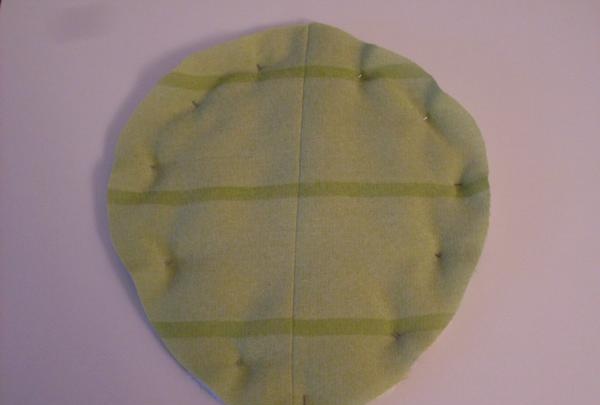 Potholder in the form of a leaf