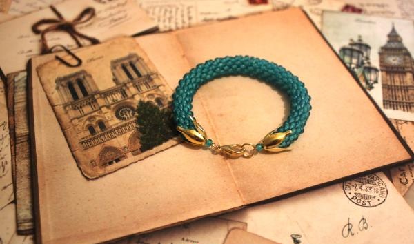 bead bracelet