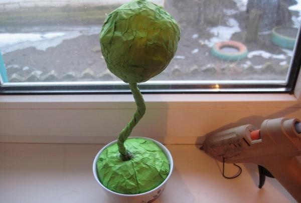 paper topiary using quilling technique