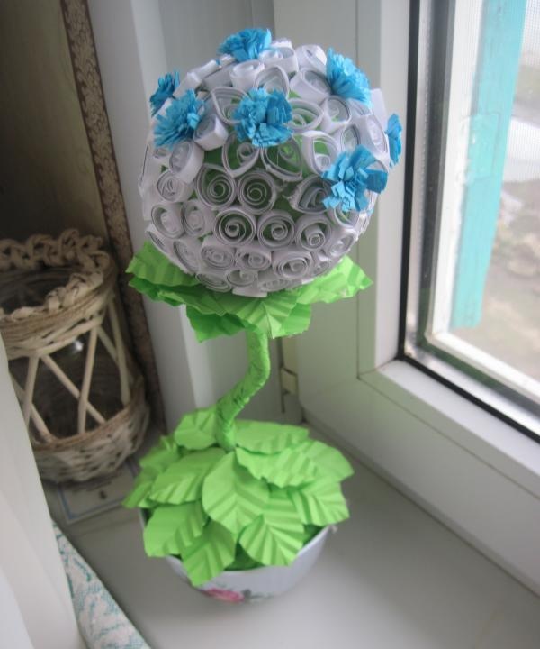 paper topiary using quilling technique