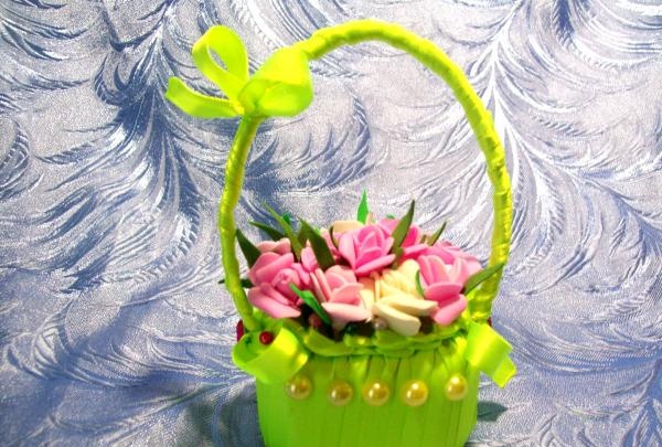 ribbon basket