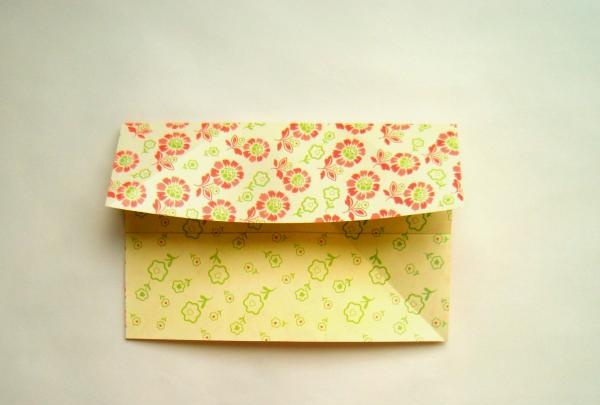 paper gift envelope