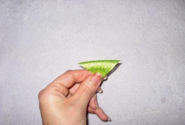 Set of hairpins using kanzashi technique