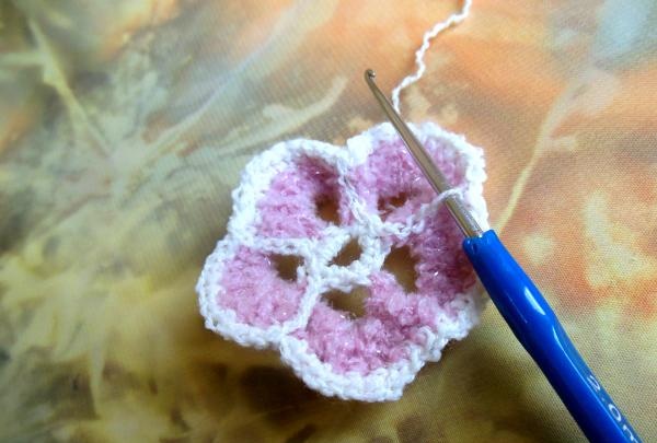 Crochet violets