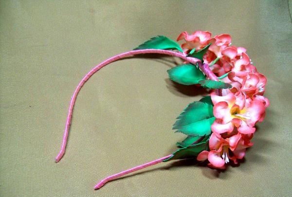 headband with flowers made of foamiran