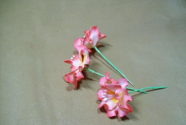 headband with flowers made of foamiran