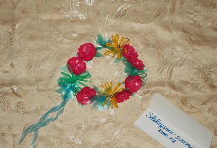 Plastic flower decoration