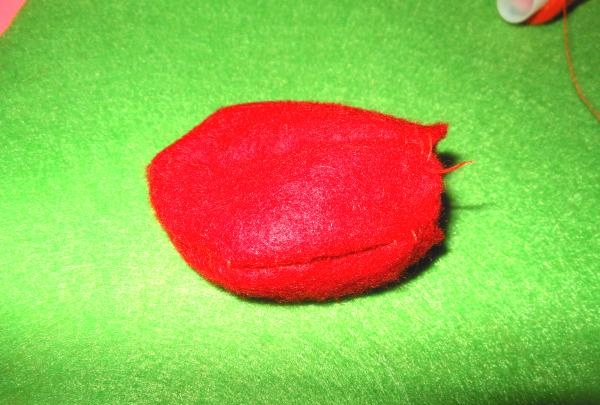 How to sew an apple from felt