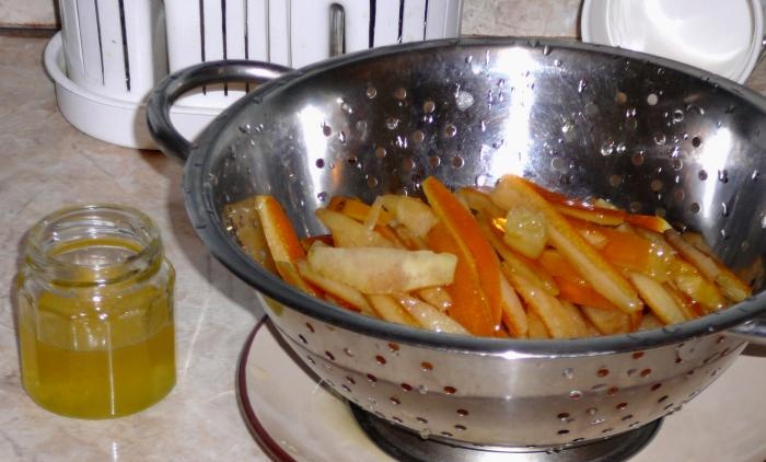 Candied orange peels without oil