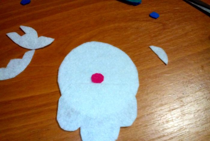 DIY felt Christmas tree toys