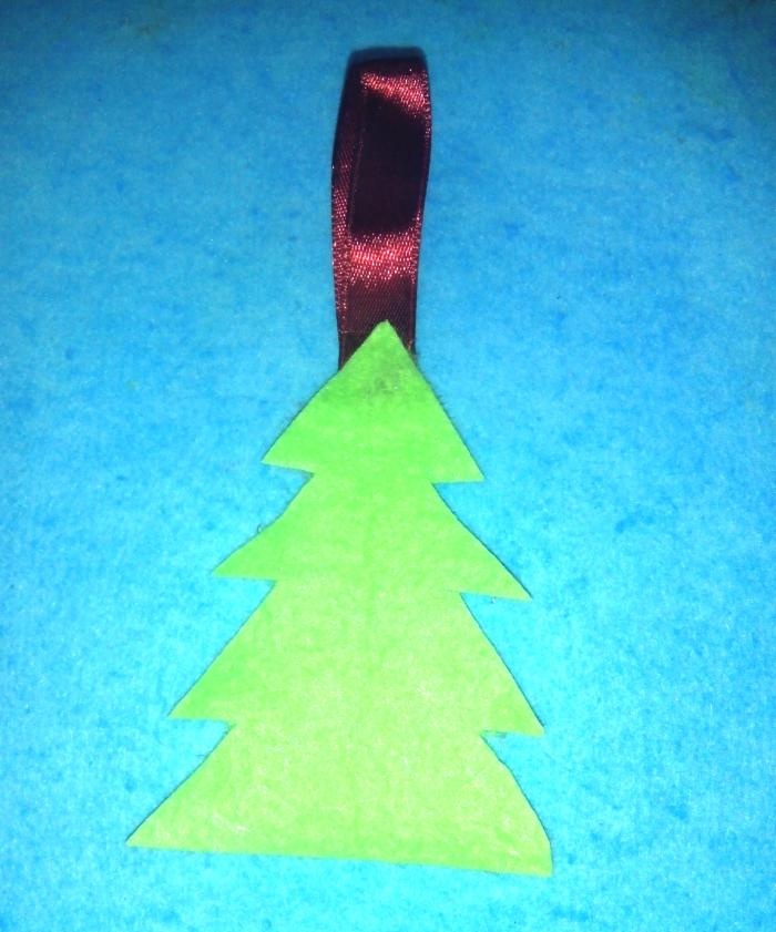 Christmas tree made of viscose napkin