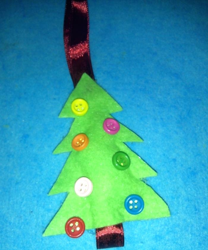 Christmas tree made of viscose napkin