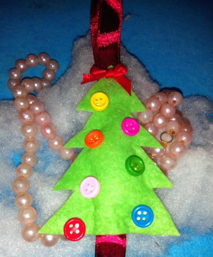 Christmas tree made of viscose napkin