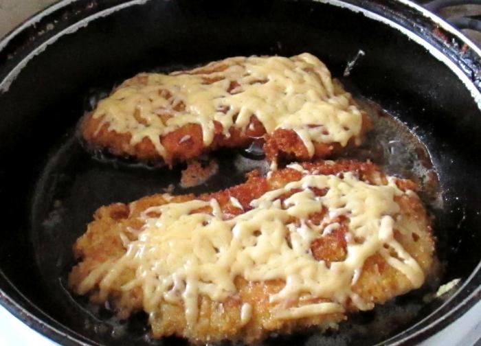 Chicken breast chop in batter