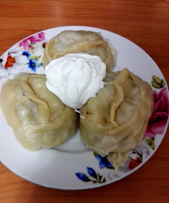 Bogatyrsky manti with minced meat