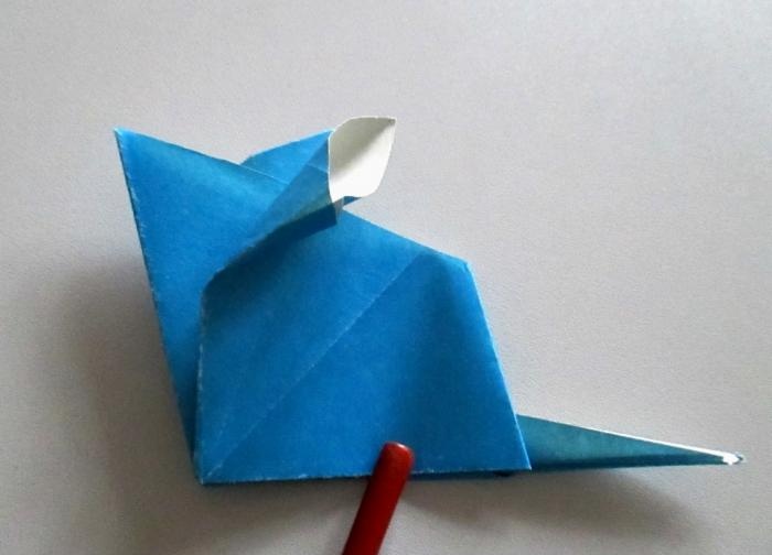 How to make a mouse out of paper