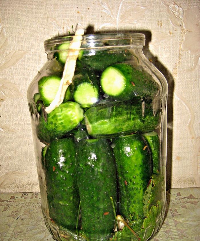 Canning cucumbers