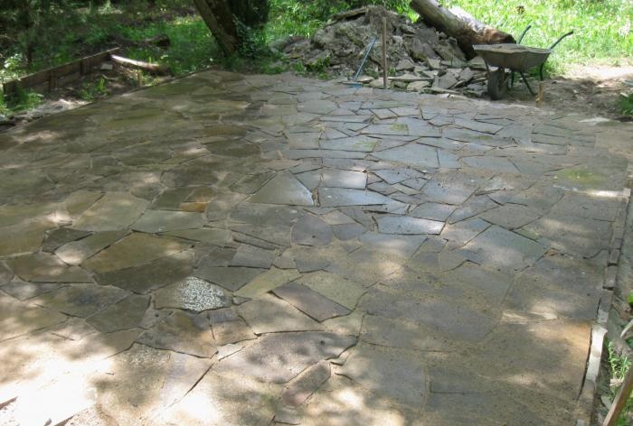 Laying the site with sandstone