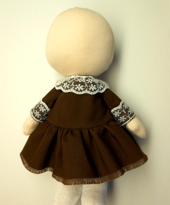 How to sew a textile interior doll