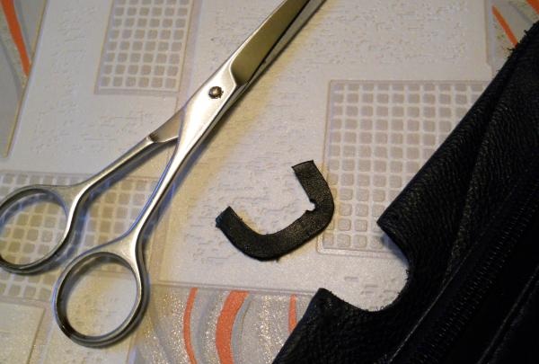 repair fastenings on the bag