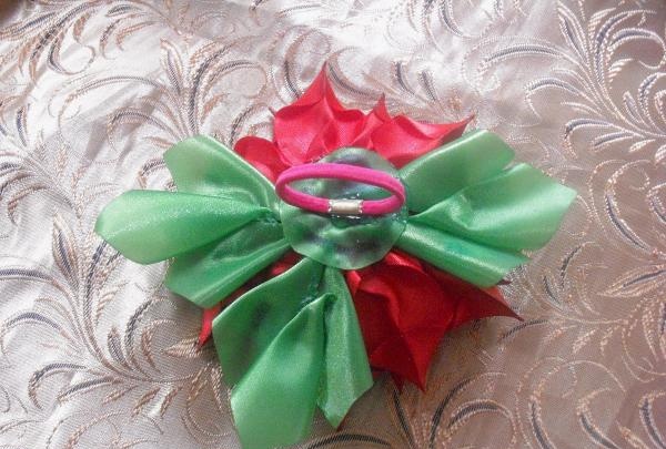 hair elastic Red carnation