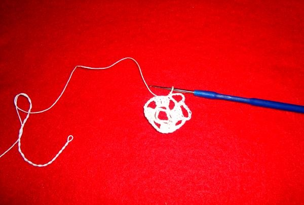 Knitting a ball