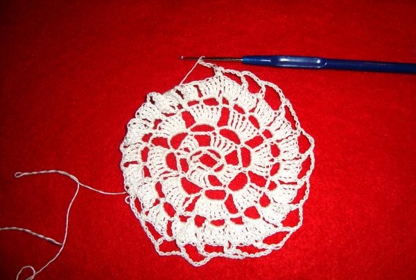 Knitting a ball