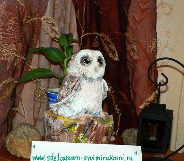 DIY garden figurine of an owlet