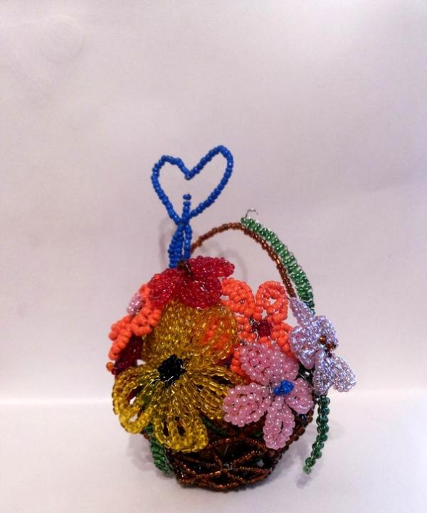 Basket with beaded flowers