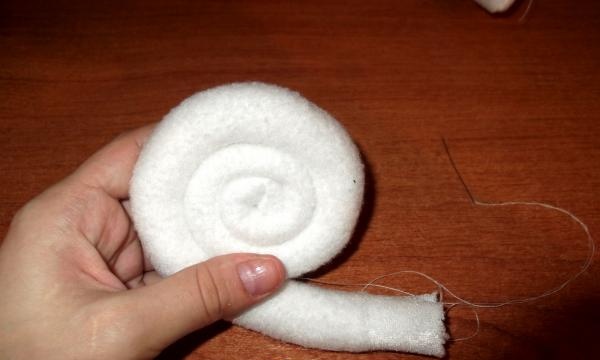 sew a snail