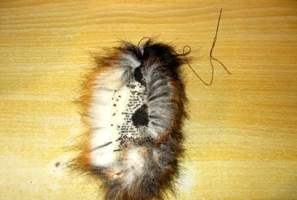 Sew up fur fabric