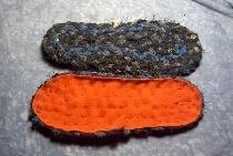 Warm shoe insoles