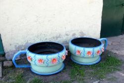 Flowerbed made from old tires