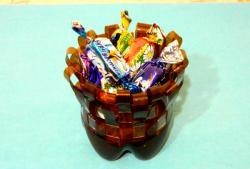 Wicker candy bowl made from plastic bottles