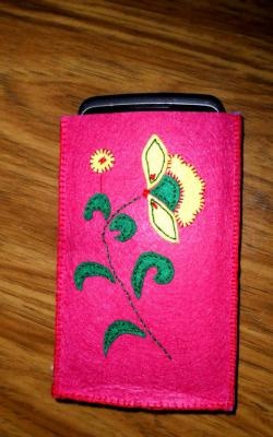 Felt cell phone case