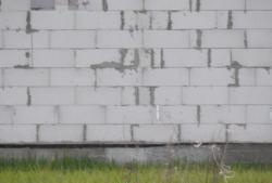 Building a house from aerated blocks with your own hands