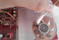 How to disassemble a computer and clean it