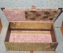 Men's banknote or photo box