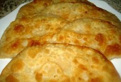 Secrets of making real chebureks