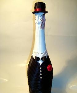 Wedding bottle-groom