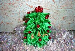 Christmas tree made of satin ribbon